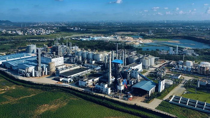 榮盛耐材提供耐火材料設計及施工中集循環流化床生物質氣化爐正式投產！